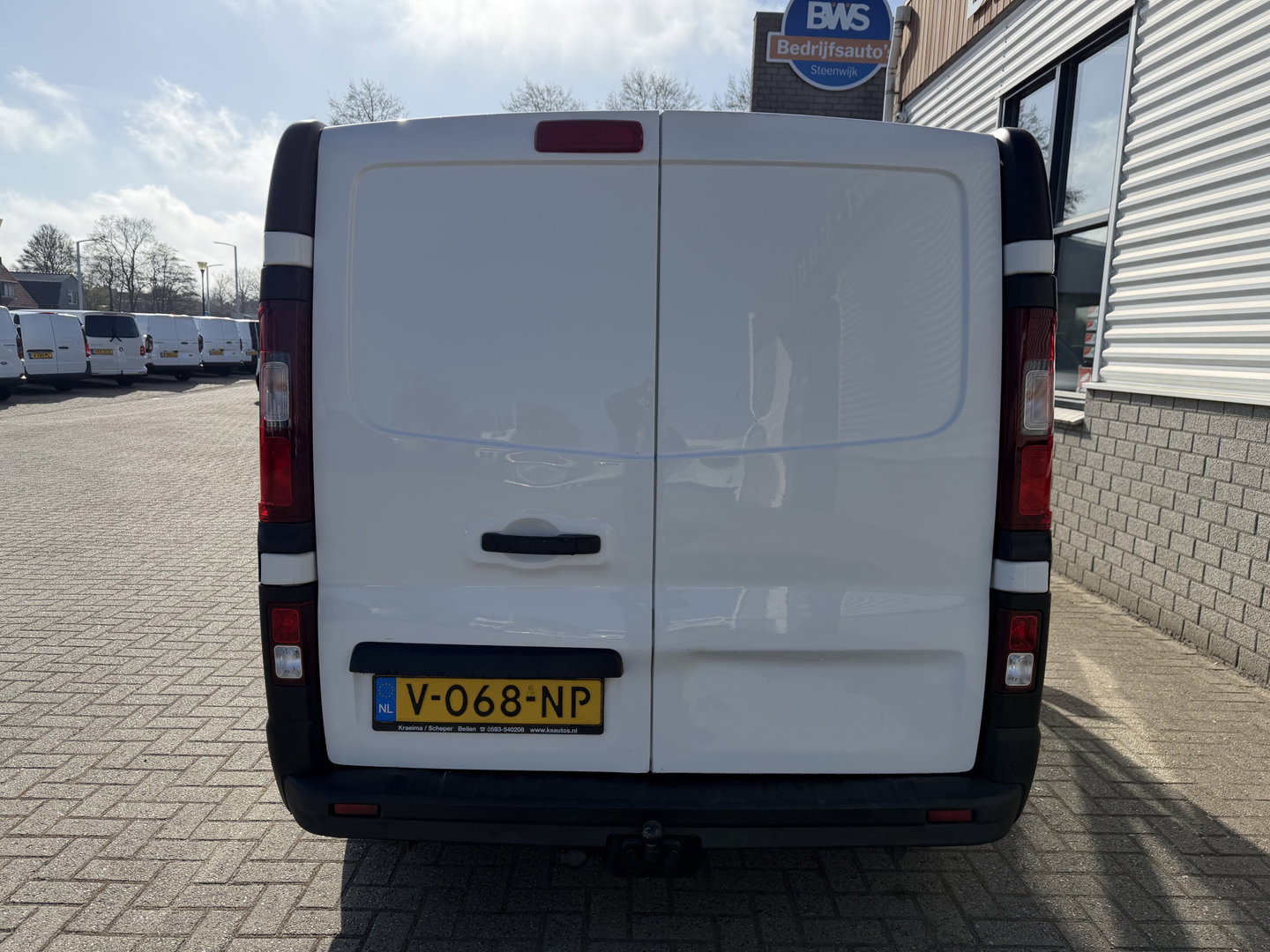 Opel Vivaro 1.6 CDTI L1H1 Edition EcoFlex / euro 6 / bpm vrij / vaste prijs rijklaar € 8950 ex btw / lease vanaf € 151 / airco / cruise / trekhaak / ingerichte laadruimte / ex bouw bus
