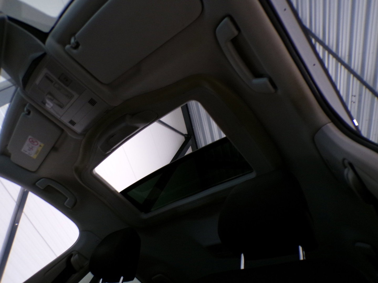 Volkswagen T-Roc 1.0 TSI Style "Origineel NL!" Schuifdak Full-LED Virtual Trekhaak Black-Edition Parkeersensoren Apple-Carplay DAB