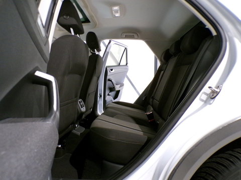 Volkswagen T-Roc 1.0 TSI Style "Origineel NL!" Schuifdak Full-LED Virtual Trekhaak Black-Edition Parkeersensoren Apple-Carplay DAB