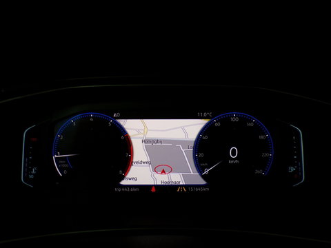 Volkswagen T-Roc 1.0 TSI Style "Origineel NL!" Schuifdak Full-LED Virtual Trekhaak Black-Edition Parkeersensoren Apple-Carplay DAB