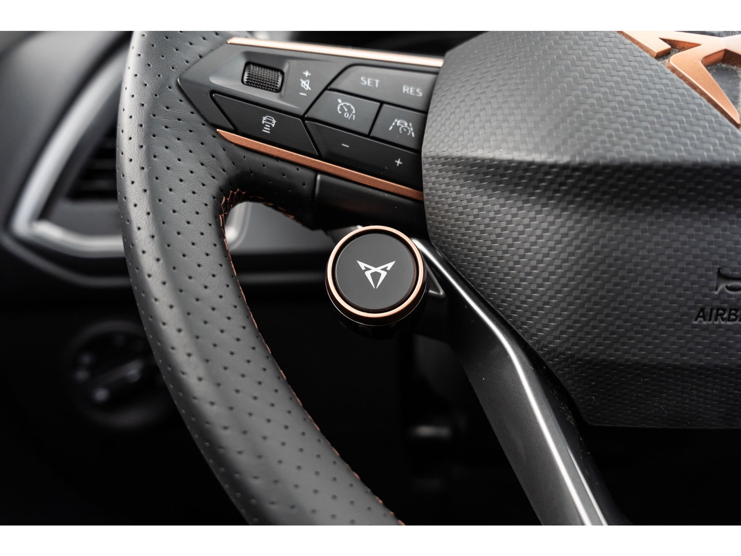 CUPRA Ateca 2.0 TSI 4DRIVE PANO BEATS VIRTUAL TREKHAAK