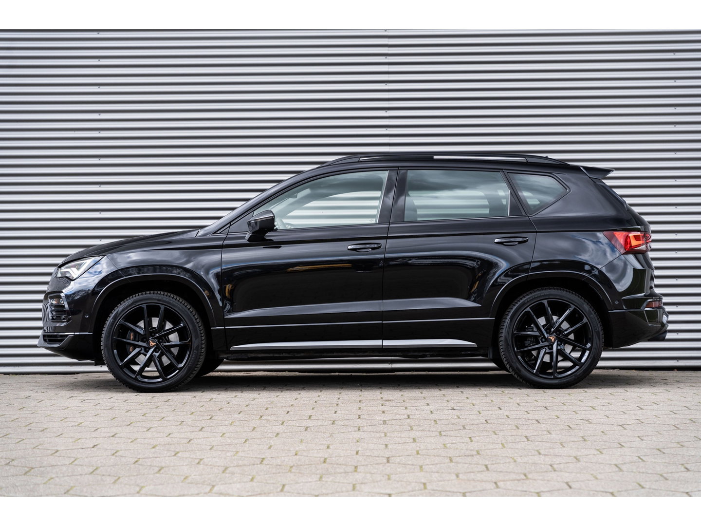 CUPRA Ateca 2.0 TSI 4DRIVE PANO BEATS VIRTUAL TREKHAAK