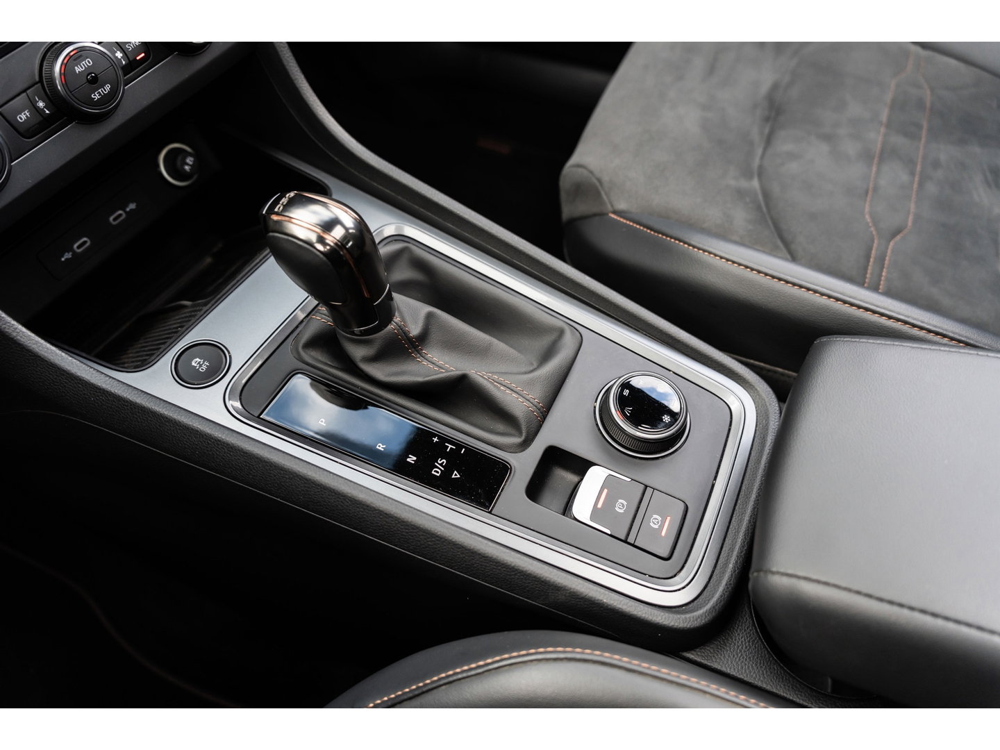 CUPRA Ateca 2.0 TSI 4DRIVE PANO BEATS VIRTUAL TREKHAAK