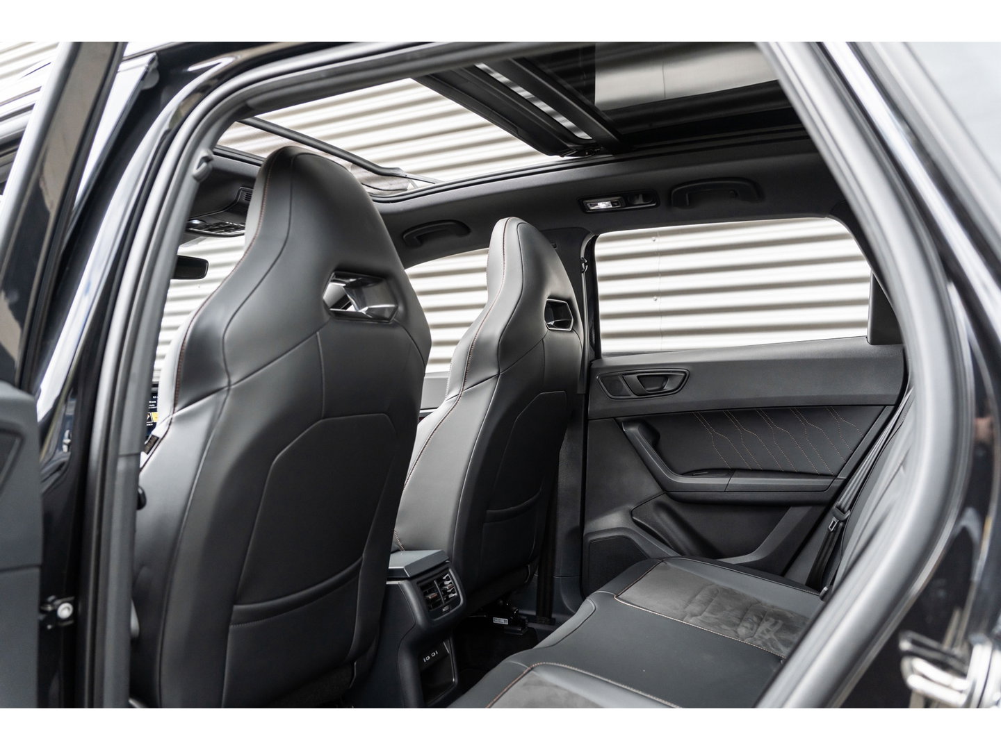 CUPRA Ateca 2.0 TSI 4DRIVE PANO BEATS VIRTUAL TREKHAAK