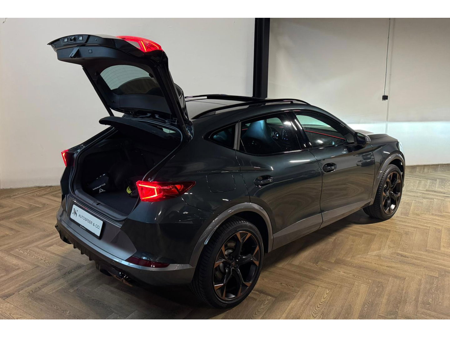 CUPRA Formentor 1.4 e-Hybrid VZ Performance PANO KEYLESS 360
