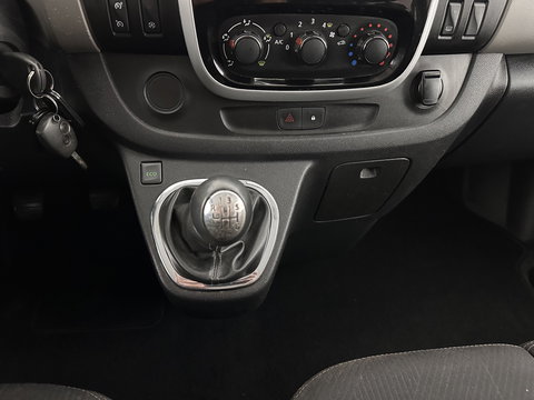 Renault Trafic 1.6 dCi T29 L2H1 DC Comfort Energy *DUBBELCABINE | AIRCO | CRUISE | PDC | DUBBELE-SCHUIFDEUR | COMFORT-SEATS | PRIVACY-GLASS | 17''ALU | TOWBAR*