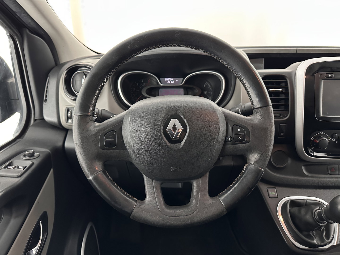 Renault Trafic 1.6 dCi T29 L2H1 DC Comfort Energy *DUBBELCABINE | AIRCO | CRUISE | PDC | DUBBELE-SCHUIFDEUR | COMFORT-SEATS | PRIVACY-GLASS | 17''ALU | TOWBAR*