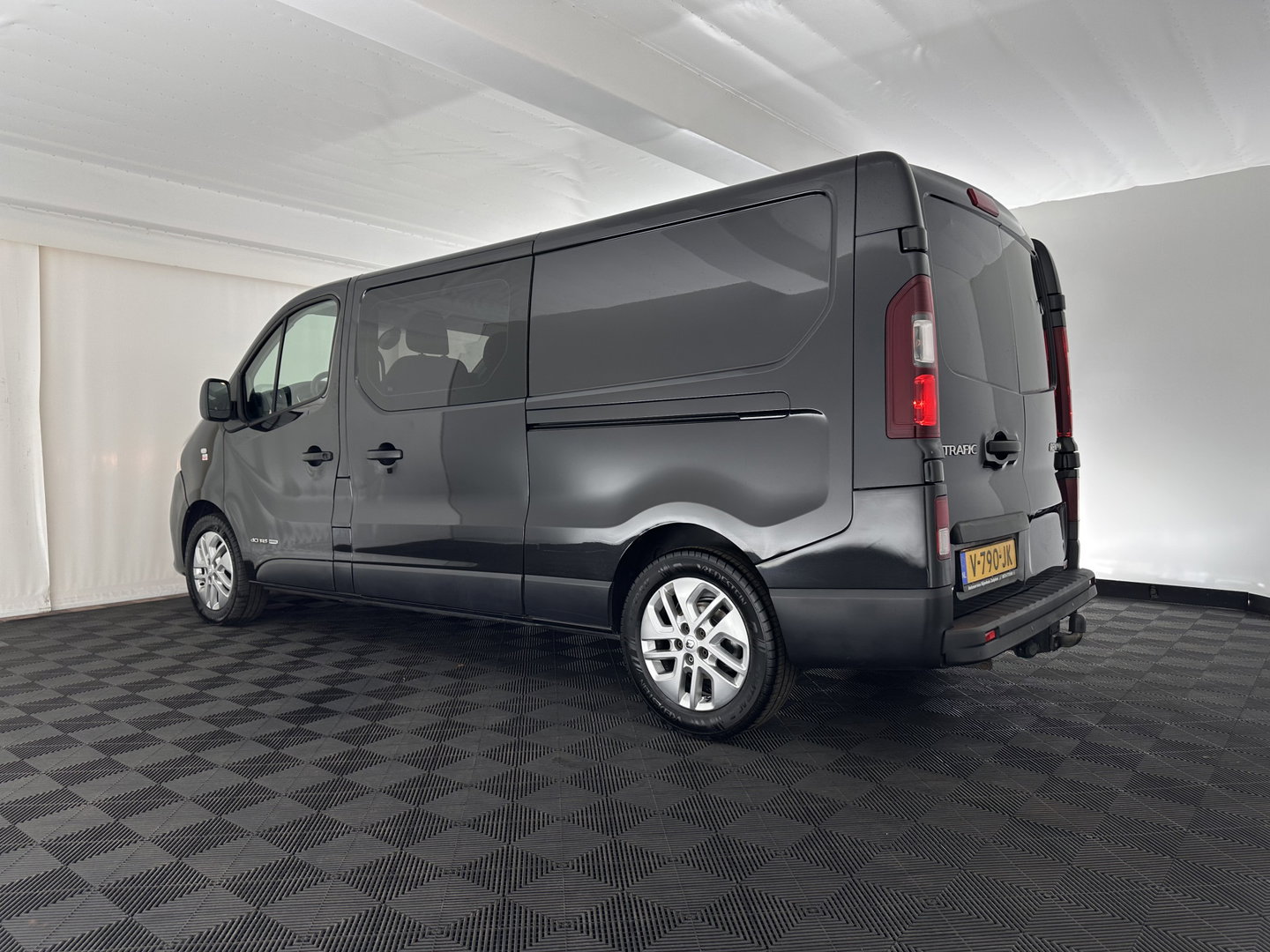 Renault Trafic 1.6 dCi T29 L2H1 DC Comfort Energy *DUBBELCABINE | AIRCO | CRUISE | PDC | DUBBELE-SCHUIFDEUR | COMFORT-SEATS | PRIVACY-GLASS | 17''ALU | TOWBAR*