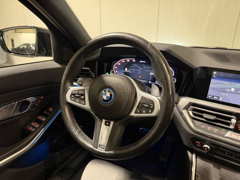 BMW 3 Serie Touring 330e High Executive M-sport Pano Memory