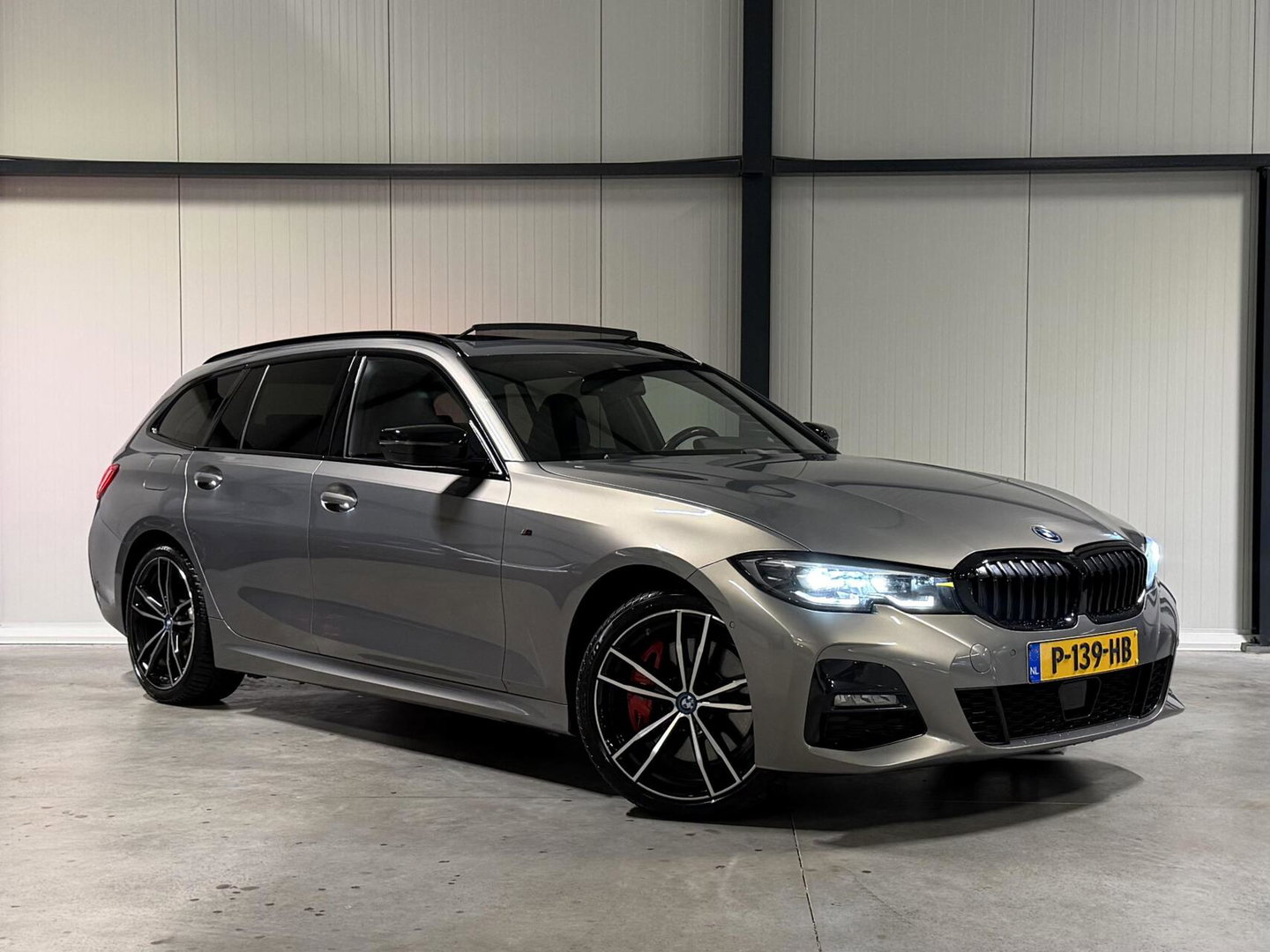 BMW 3 Serie Touring 330e High Executive M-sport Pano Memory