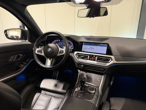 BMW 3 Serie Touring 330e High Executive M-sport Pano Memory