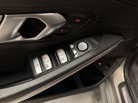 BMW 3 Serie Touring 330e High Executive M-sport Pano Memory