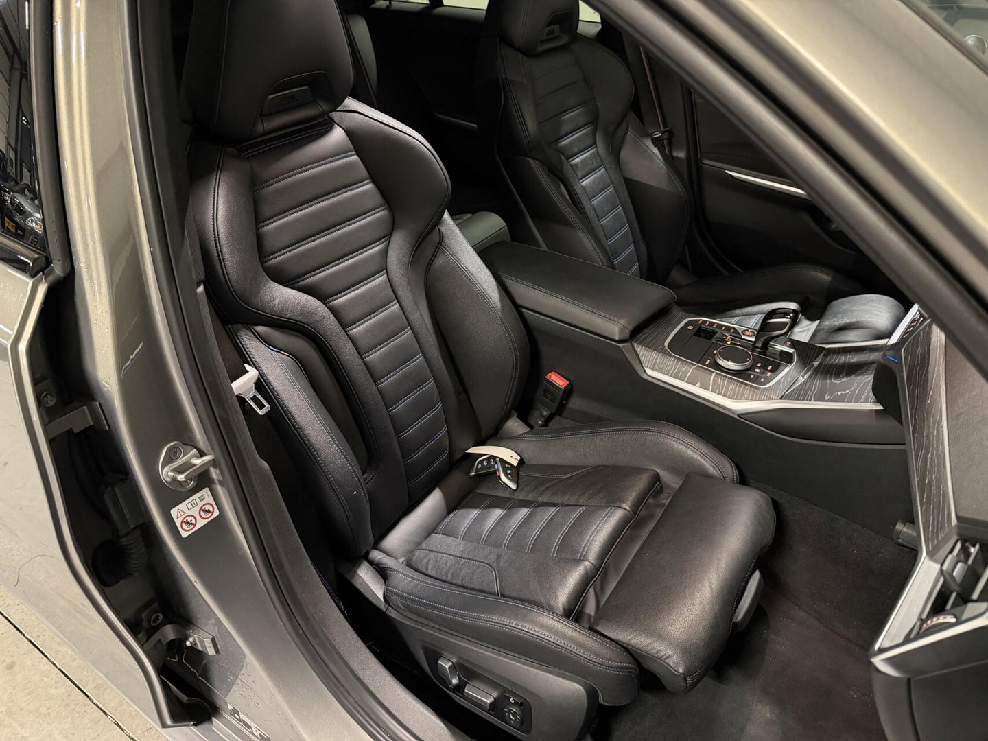 BMW 3 Serie Touring 330e High Executive M-sport Pano Memory