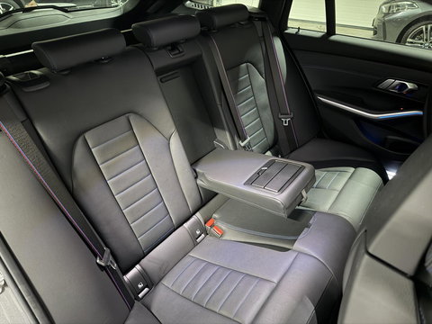 BMW 3 Serie Touring 330e High Executive M-sport Pano Memory