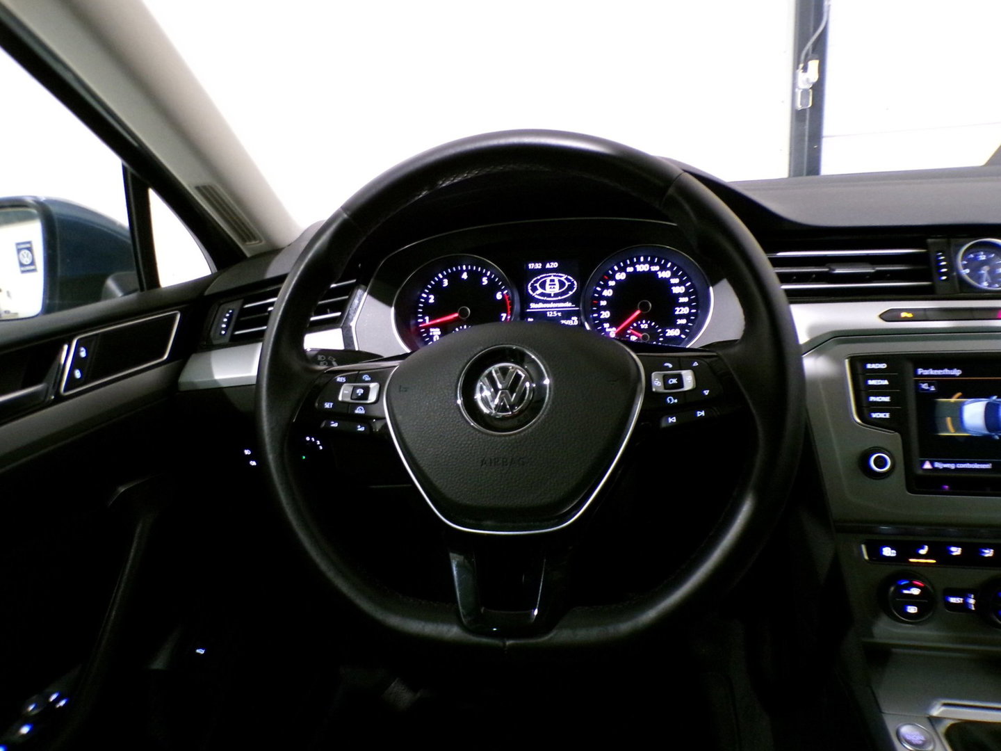 Volkswagen Passat Variant 1.4 TSI ACT Highline 150PK Stoelverwarming Keyless Parkeersensoren Comfort-stoel Navigatie Garantie