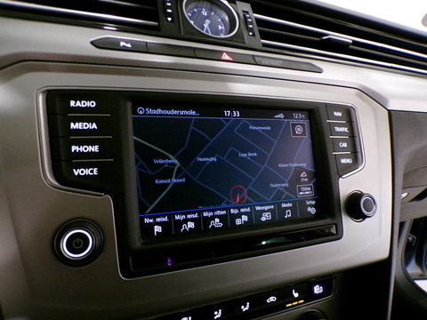 Volkswagen Passat Variant 1.4 TSI ACT Highline 150PK Stoelverwarming Keyless Parkeersensoren Comfort-stoel Navigatie Garantie