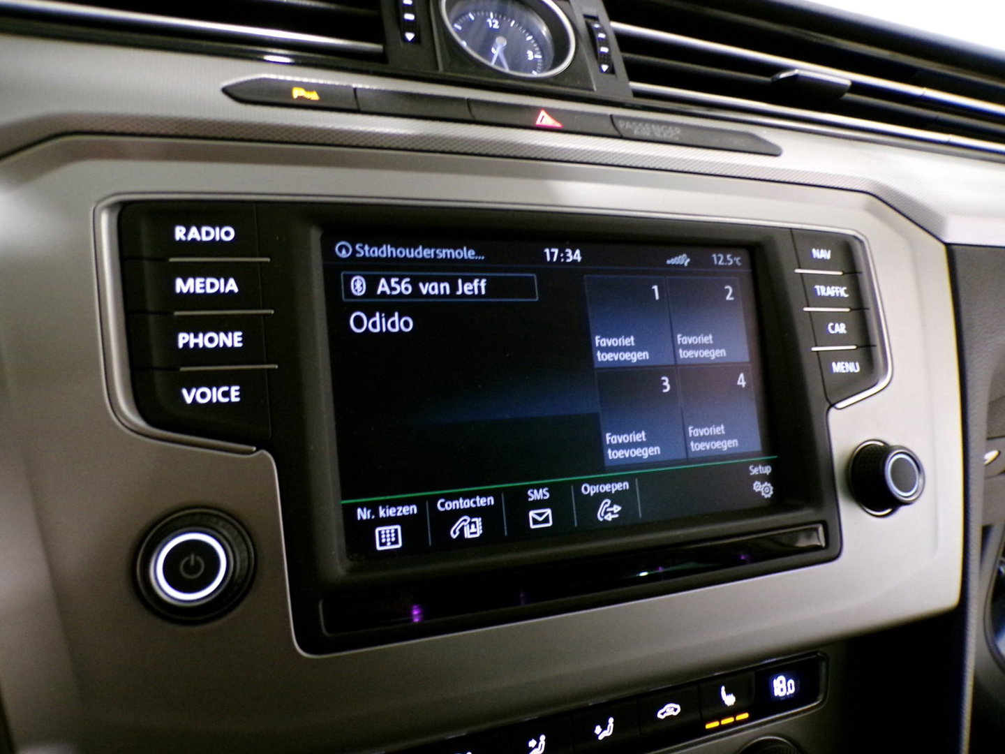 Volkswagen Passat Variant 1.4 TSI ACT Highline 150PK Stoelverwarming Keyless Parkeersensoren Comfort-stoel Navigatie Garantie