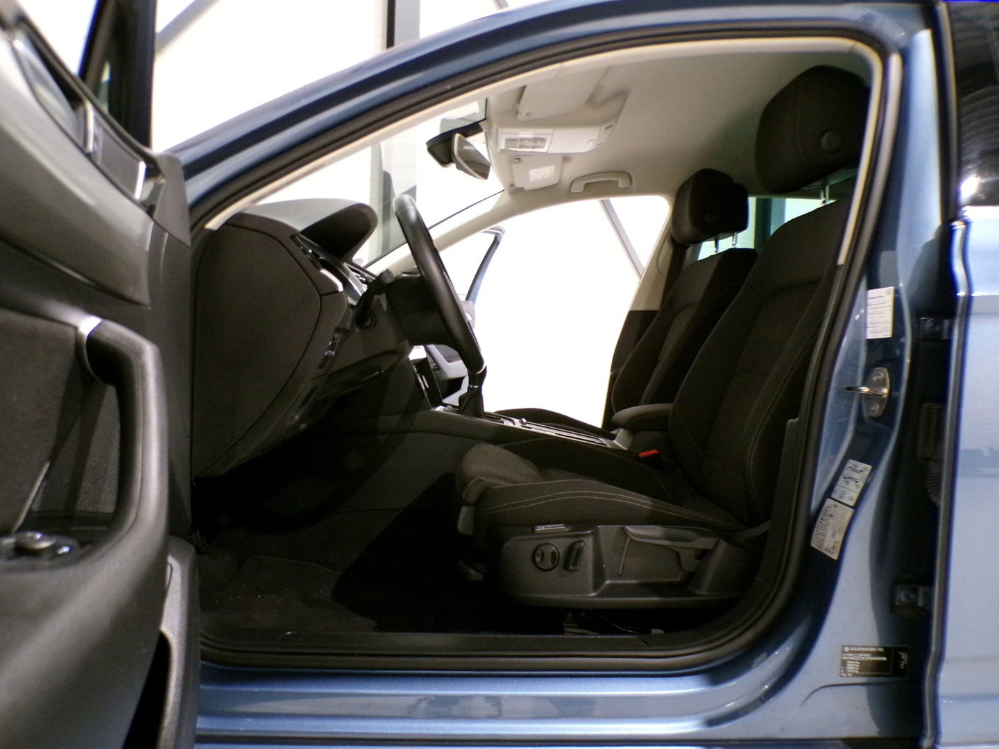 Volkswagen Passat Variant 1.4 TSI ACT Highline 150PK Stoelverwarming Keyless Parkeersensoren Comfort-stoel Navigatie Garantie