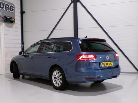 Volkswagen Passat Variant 1.4 TSI ACT Highline 150PK Stoelverwarming Keyless Parkeersensoren Comfort-stoel Navigatie Garantie