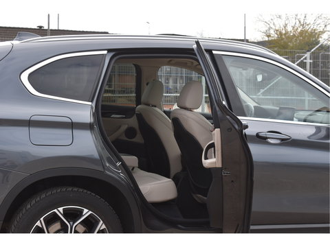BMW X1 sDrive20i VDL Nedcar Edition 192 PK | NL-Auto | HUD | Pano.dak | DAB | Afn.trekhaak | Camera | Vol | Unieke km.stand