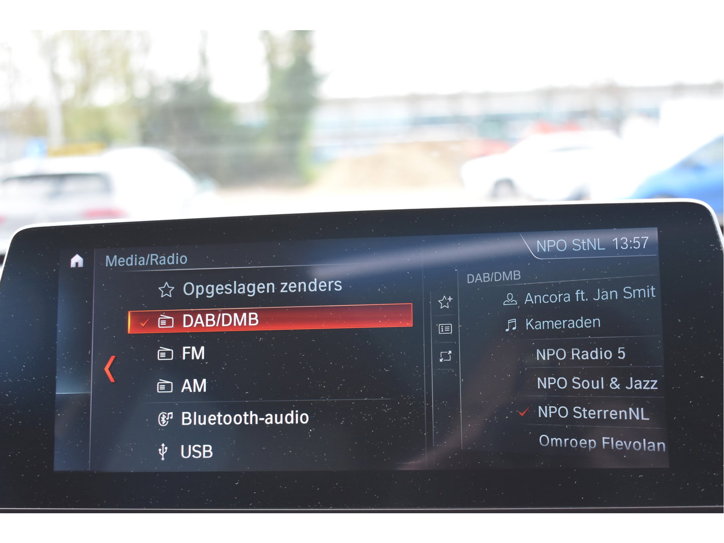 BMW X1 sDrive20i VDL Nedcar Edition 192 PK | NL-Auto | HUD | Pano.dak | DAB | Afn.trekhaak | Camera | Vol | Unieke km.stand