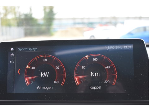 BMW X1 sDrive20i VDL Nedcar Edition 192 PK | NL-Auto | HUD | Pano.dak | DAB | Afn.trekhaak | Camera | Vol | Unieke km.stand