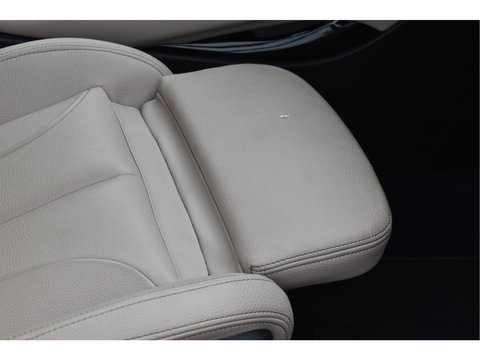 BMW X1 sDrive20i VDL Nedcar Edition 192 PK | NL-Auto | HUD | Pano.dak | DAB | Afn.trekhaak | Camera | Vol | Unieke km.stand