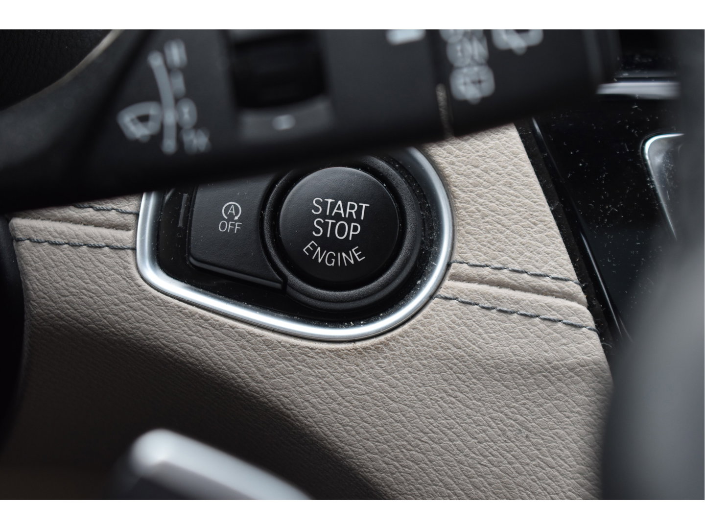 BMW X1 sDrive20i VDL Nedcar Edition 192 PK | NL-Auto | HUD | Pano.dak | DAB | Afn.trekhaak | Camera | Vol | Unieke km.stand