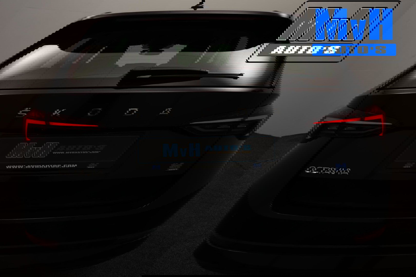 Škoda Octavia Combi 1.0 TSI Business Edition|VIRTUAL|LED|NAP