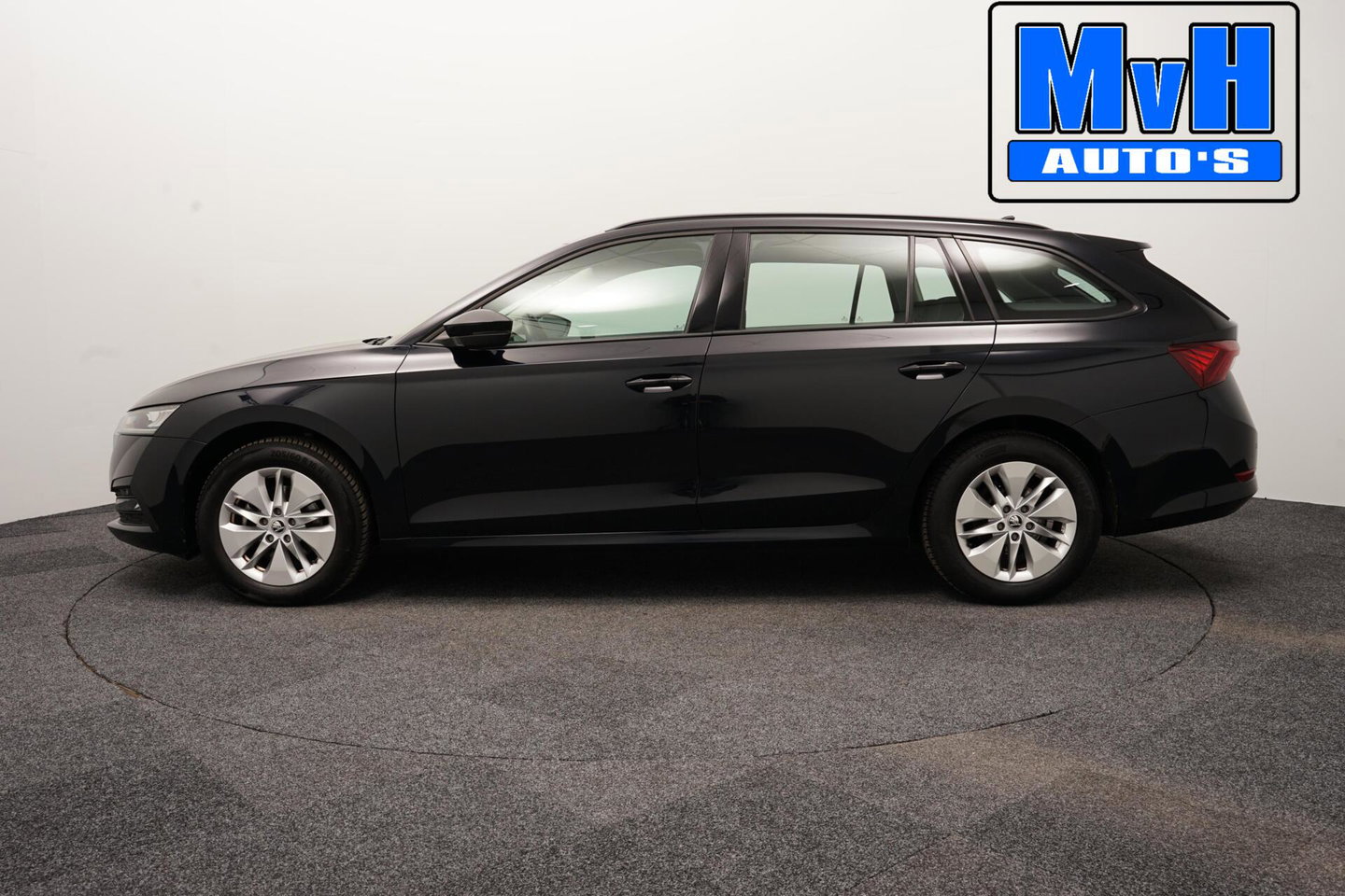 Škoda Octavia Combi 1.0 TSI Business Edition|VIRTUAL|LED|NAP