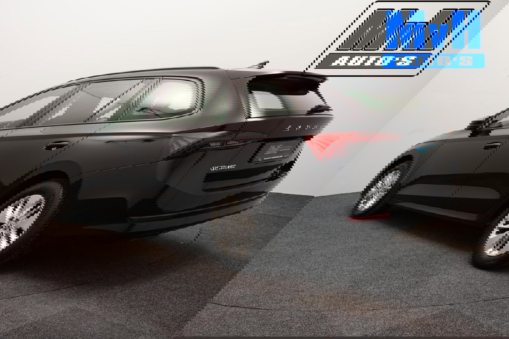 Škoda Octavia Combi 1.0 TSI Business Edition|VIRTUAL|LED|NAP