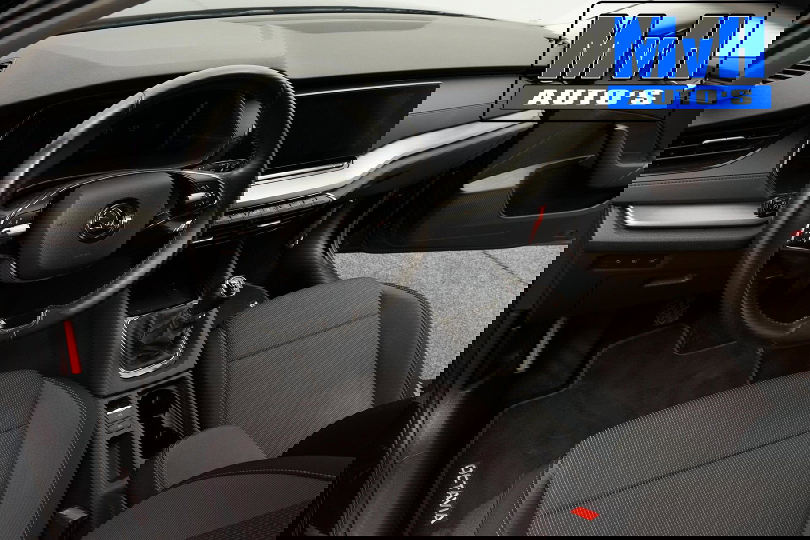 Škoda Octavia Combi 1.0 TSI Business Edition|VIRTUAL|LED|NAP