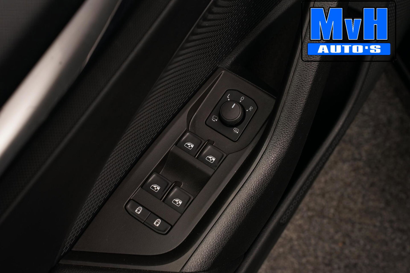 Škoda Octavia Combi 1.0 TSI Business Edition|VIRTUAL|LED|NAP