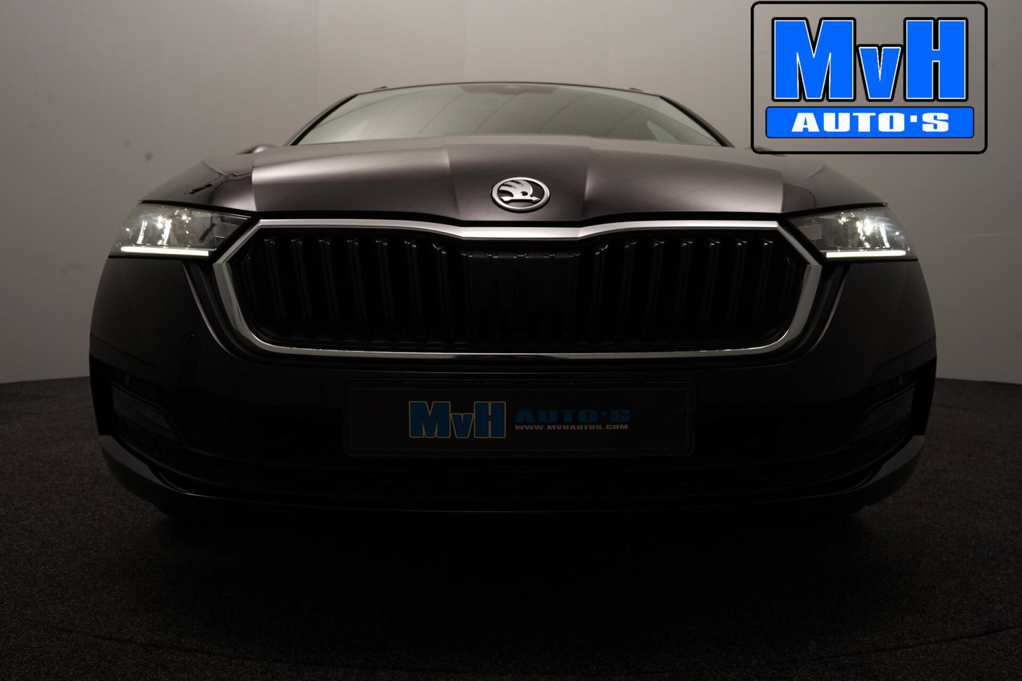 Škoda Octavia Combi 1.0 TSI Business Edition|VIRTUAL|LED|NAP