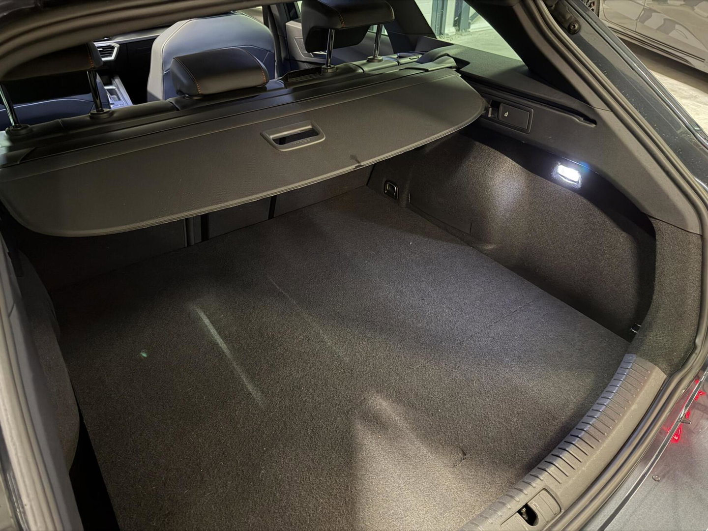 SEAT Leon Sportstourer Seat Leon 1.4 TSI eHybrid PHEV FR Pano Stoelverwarming Sfeer