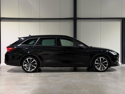 SEAT Leon Sportstourer Seat Leon 1.5 eTSI FR 150PK Virtual Sfeer Trekhaak Carplay