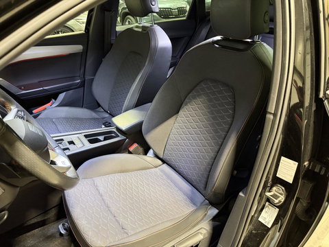 SEAT Leon Sportstourer Seat Leon 1.5 eTSI FR 150PK Virtual Sfeer Trekhaak Carplay