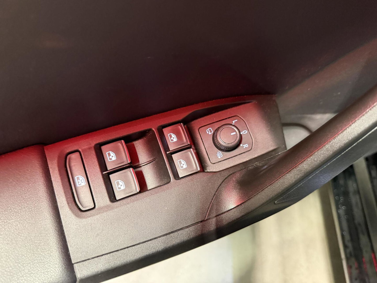 SEAT Leon Sportstourer Seat Leon 1.5 eTSI FR 150PK Virtual Sfeer Trekhaak Carplay