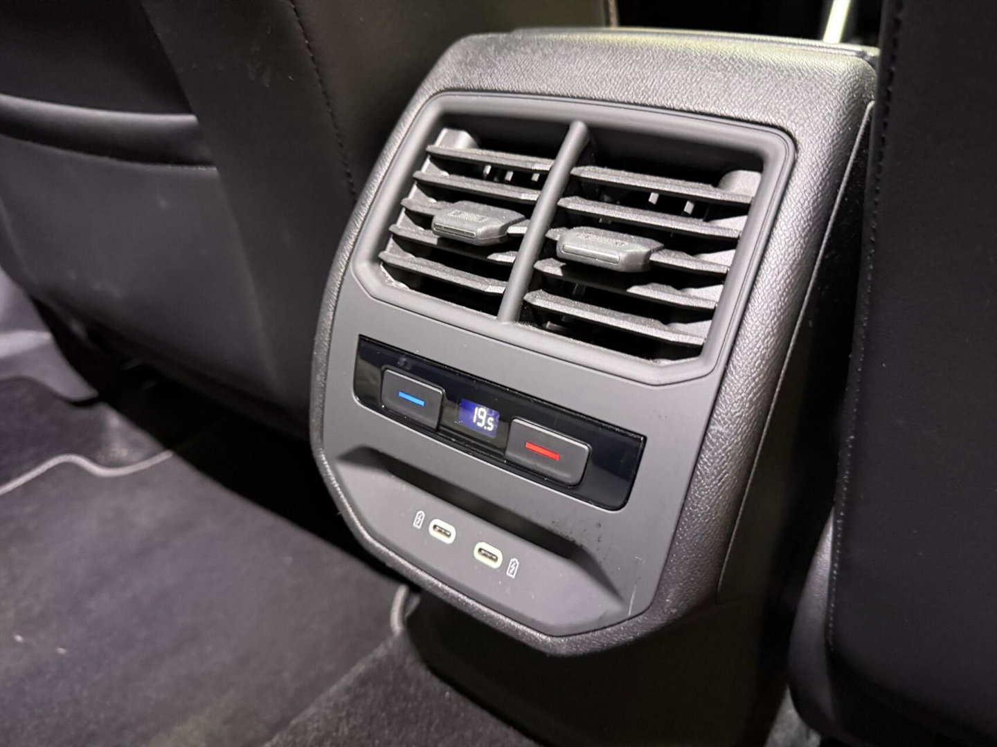 SEAT Leon Sportstourer Seat Leon 1.5 eTSI FR 150PK Virtual Sfeer Trekhaak Carplay