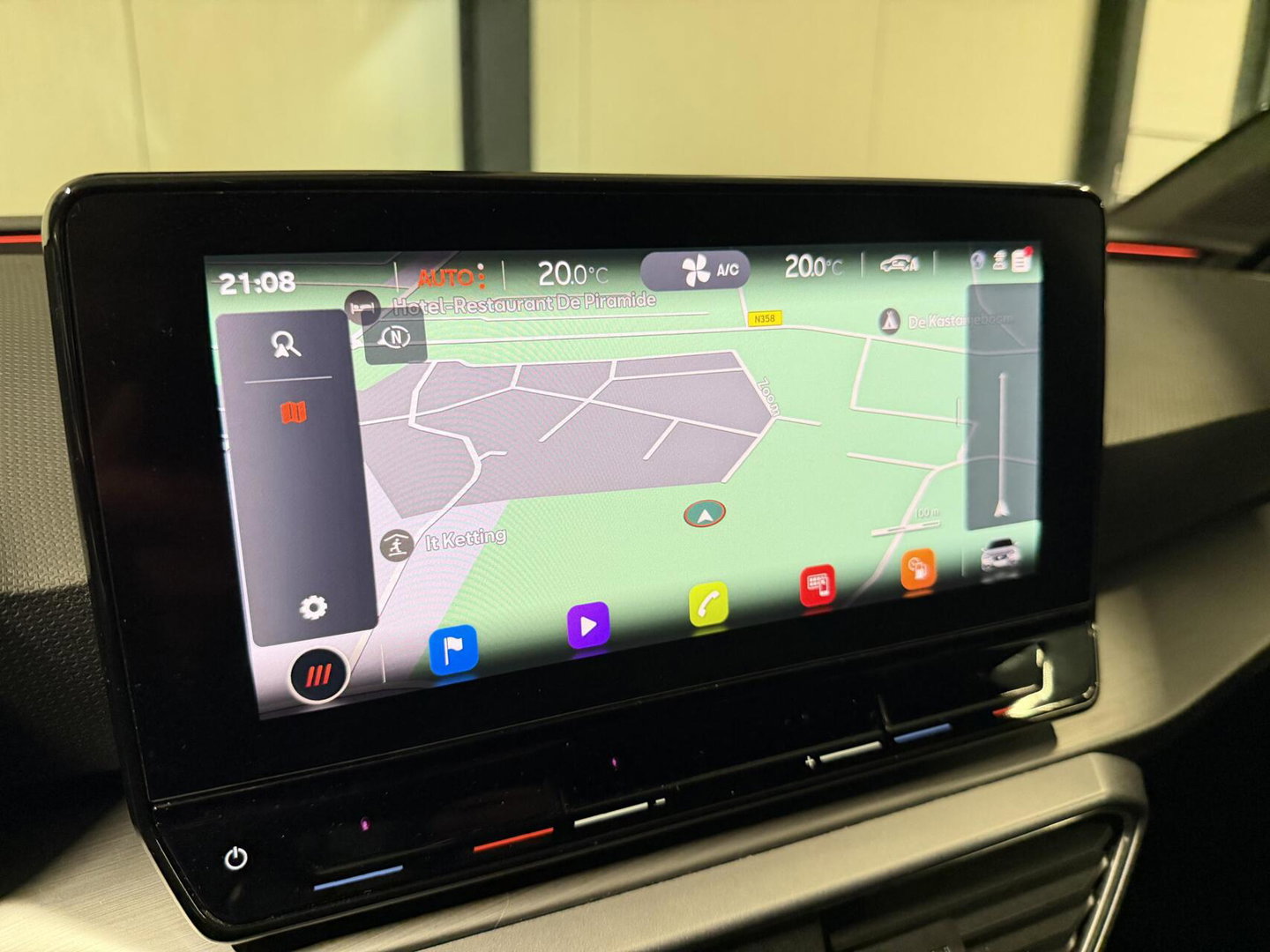 SEAT Leon Sportstourer Seat Leon 1.5 eTSI FR 150PK Virtual Sfeer Trekhaak Carplay