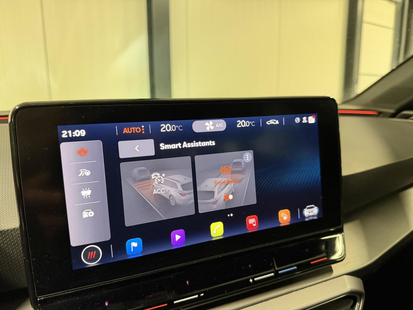 SEAT Leon Sportstourer Seat Leon 1.5 eTSI FR 150PK Virtual Sfeer Trekhaak Carplay