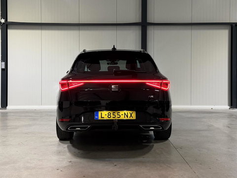 SEAT Leon Sportstourer Seat Leon 1.5 eTSI FR 150PK Virtual Sfeer Trekhaak Carplay