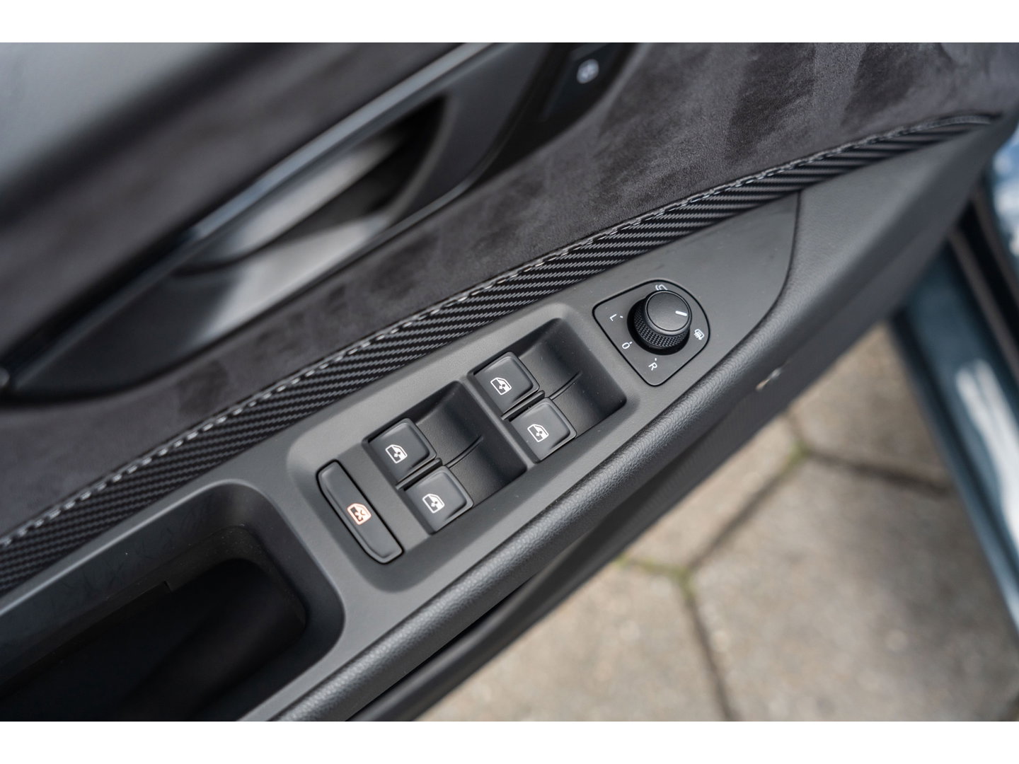 SEAT Leon ST 2.0 TSI CUPRA 300 4DRIVE PANO BEATS CAMERA DAB+