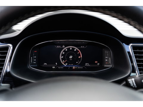 SEAT Leon ST 2.0 TSI CUPRA 300 4DRIVE PANO BEATS CAMERA DAB+