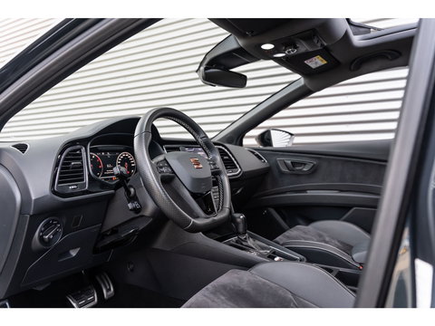 SEAT Leon ST 2.0 TSI CUPRA 300 4DRIVE PANO BEATS CAMERA DAB+