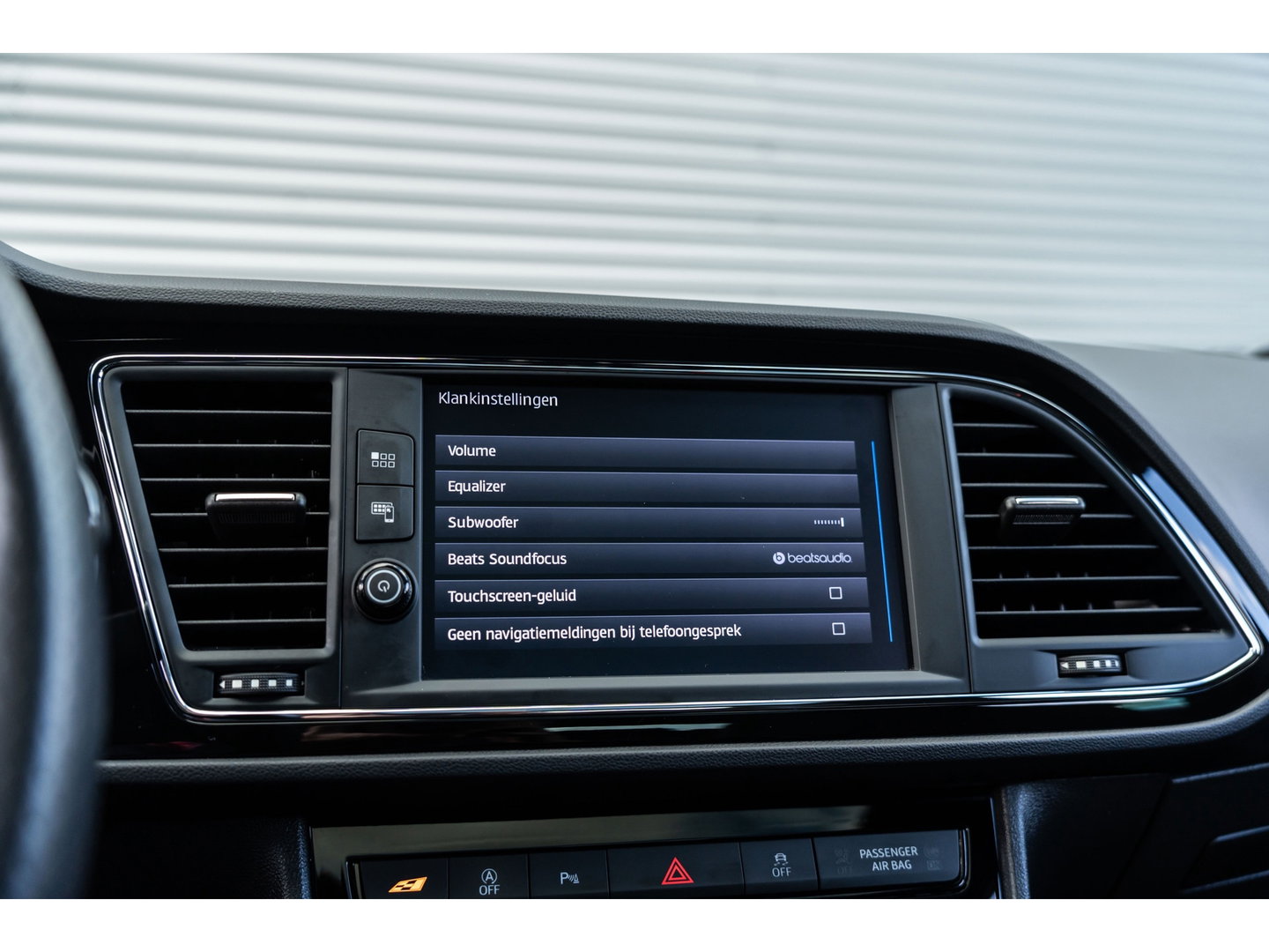 SEAT Leon ST 2.0 TSI CUPRA 300 4DRIVE PANO BEATS CAMERA DAB+