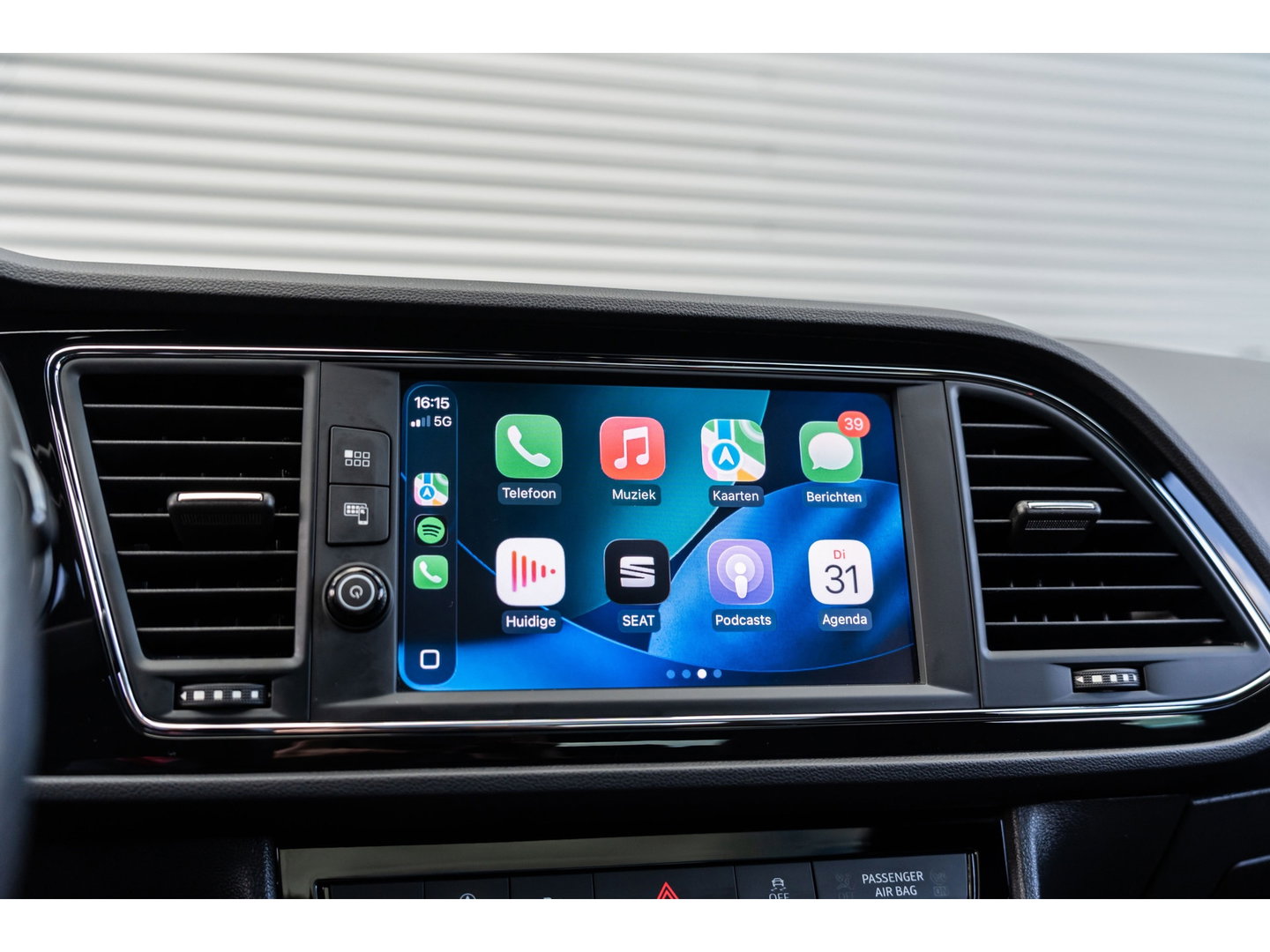 SEAT Leon ST 2.0 TSI CUPRA 300 4DRIVE PANO BEATS CAMERA DAB+