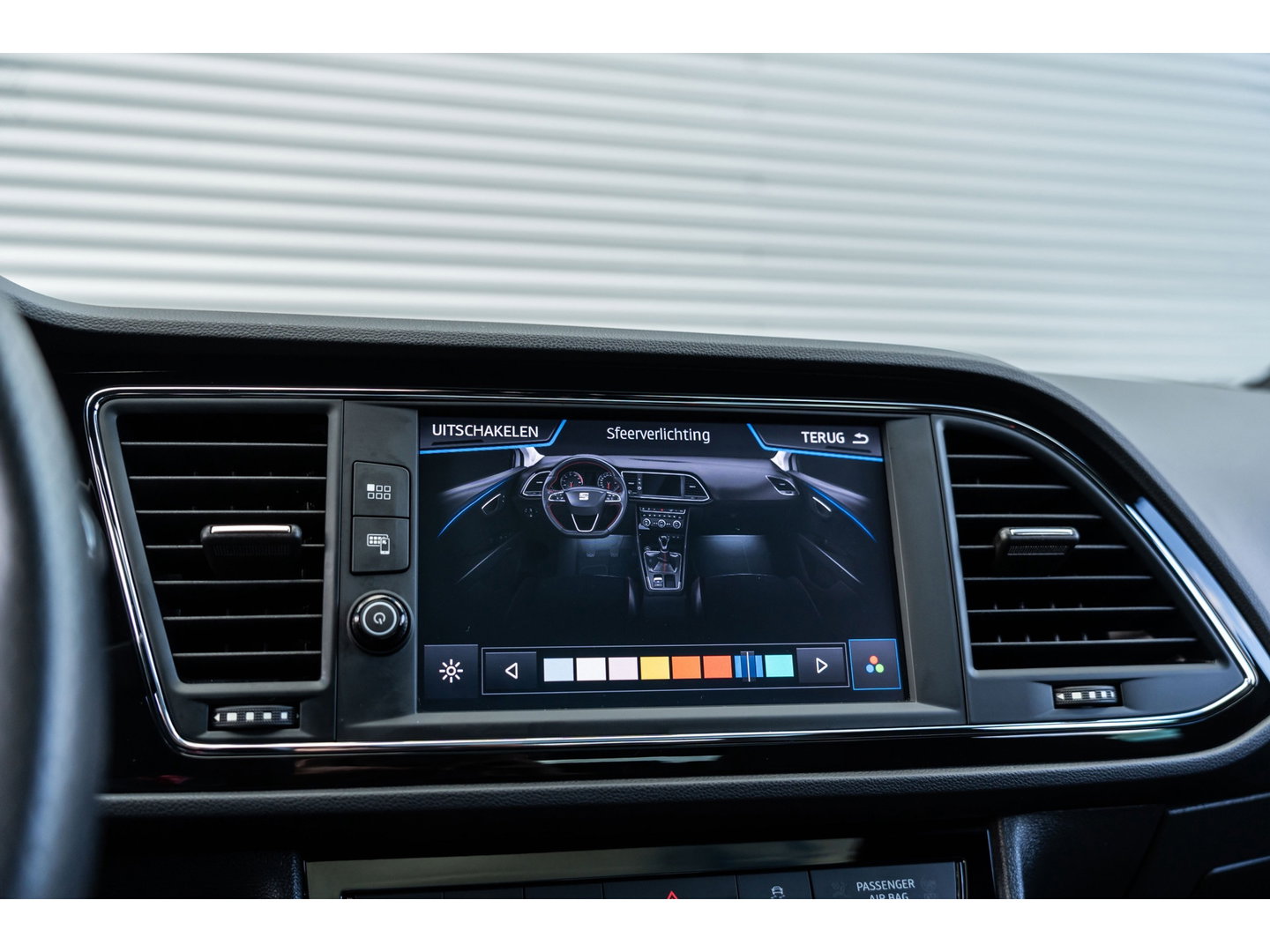 SEAT Leon ST 2.0 TSI CUPRA 300 4DRIVE PANO BEATS CAMERA DAB+