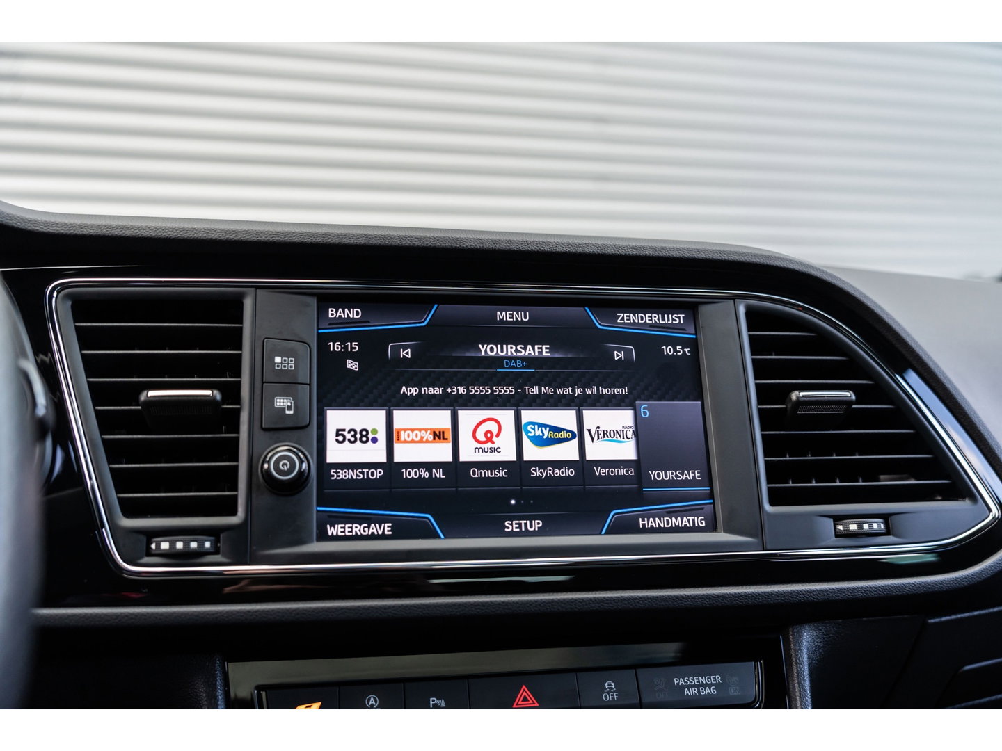 SEAT Leon ST 2.0 TSI CUPRA 300 4DRIVE PANO BEATS CAMERA DAB+