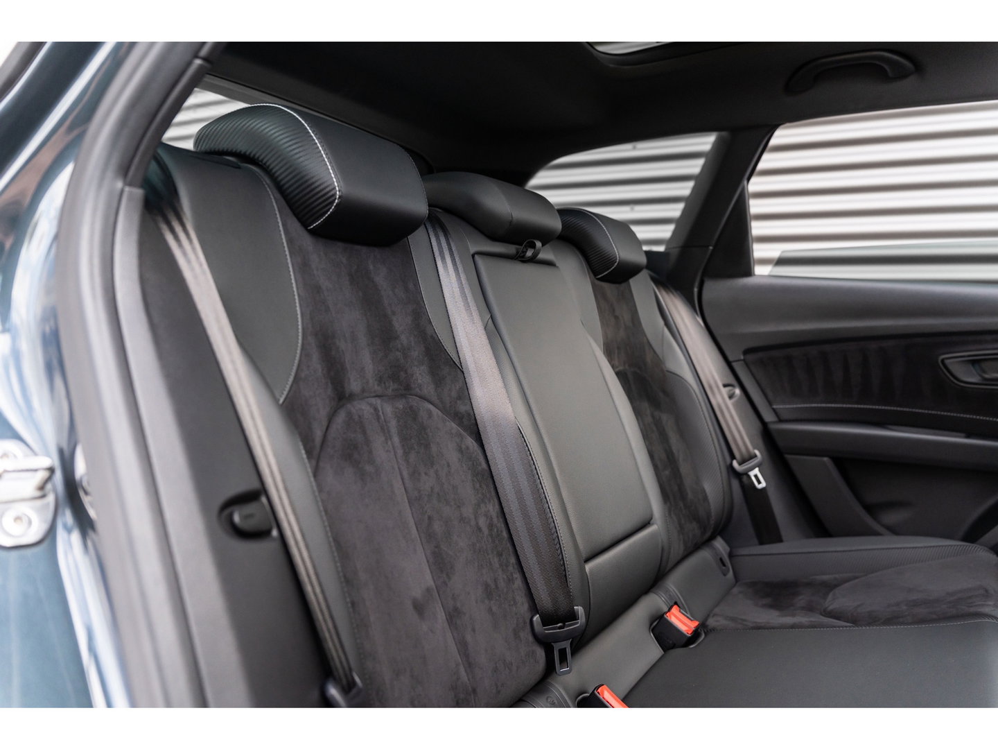 SEAT Leon ST 2.0 TSI CUPRA 300 4DRIVE PANO BEATS CAMERA DAB+